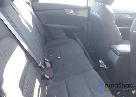 2020 Kia Forte Lxs z USA, uszkodzony, nr VIN 3KPF24AD6LE161915